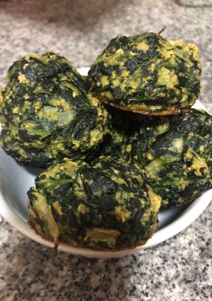 Una foto de Buñuelos de espinaca al horno
