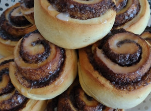 Una foto de Rollitos de Canela (cinnamon rolls)