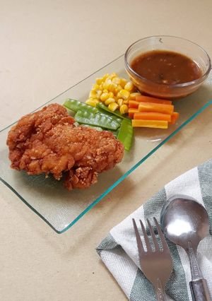 Foto resep Steak ayam krispi saus jamur dan sayuran