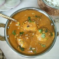 A picture of Veg Kofta Curry.