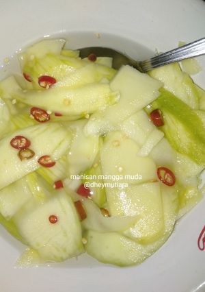 Foto resep 53.Manisan mangga muda