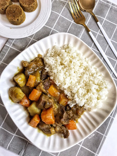 صورة لوصفة كاري بالخضروات واللحم 🍛