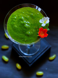 A picture of Grape Smoothie.