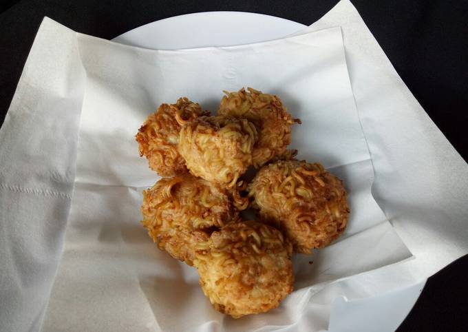 Cara membuat Bola Tahu Indomie (Bola Tahu Kribo) Cara membuat Bola Tahu Indomie (Bola Tahu Kribo)