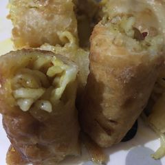 A picture of Maggi roll.