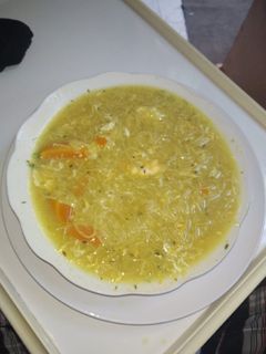 Una foto de Sopa con huevo