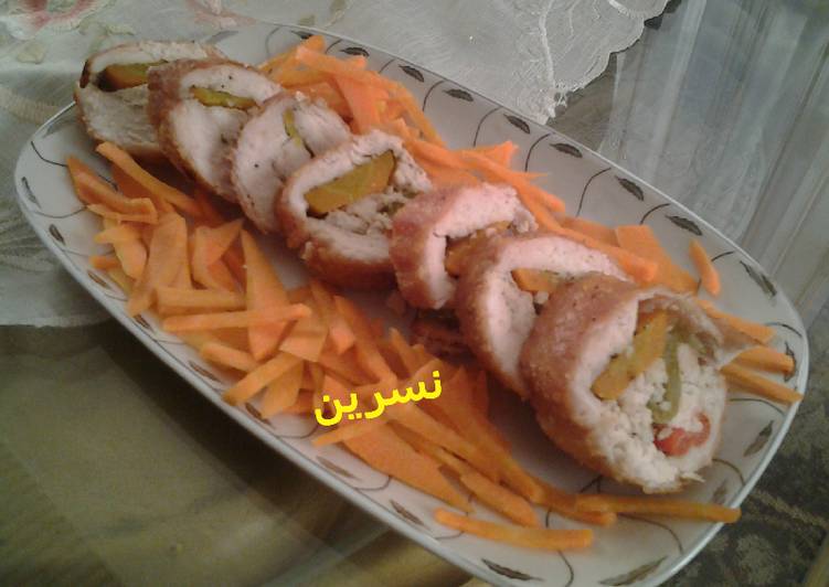 رول الدجاج المحشي