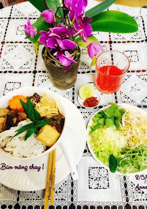 Hình của món Bún măng chay !.