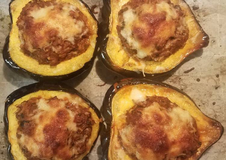 Recipe of Homemade Acorn Squash stuffed with turkey sausage