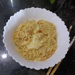 نودلز بالجبن والطماطم🍜💗-レシピのメイン写真