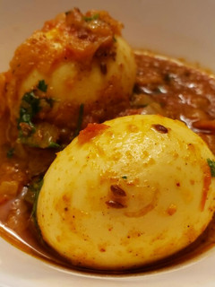 A picture of Dhaba style Egg curry.