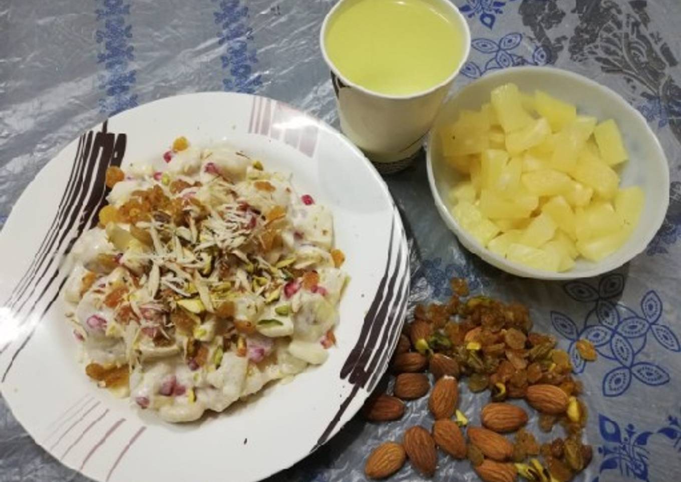 My special cream chaat #eid kay pakwan