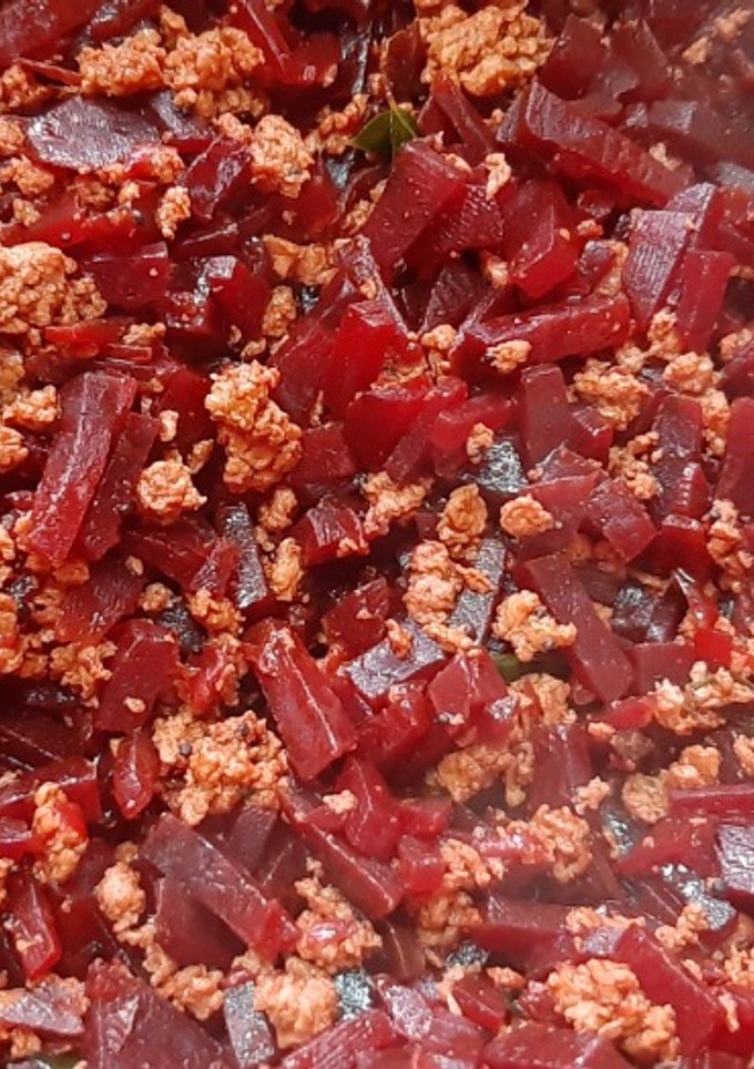 பீட்ரூட் முட்டை  பொரியல் செய்முறை முக்கிய புகைப்படம்