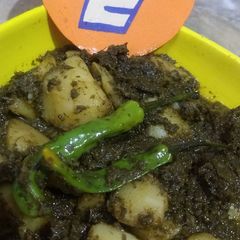 Hareybharey khatey aloo A picture of Hareybharey khatey aloo.
