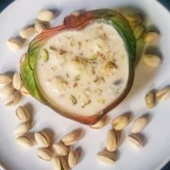 A picture of Rasgulla kheer.