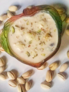 A picture of Rasgulla kheer.