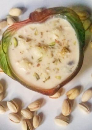 A picture of Rasgulla kheer.