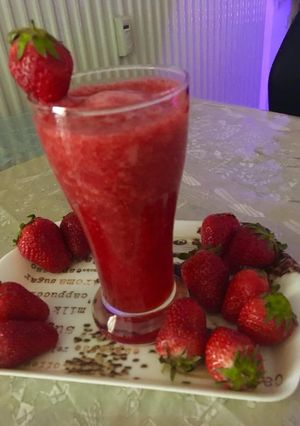 A picture of Strawberry juice.