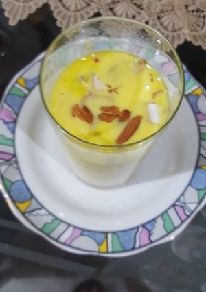 A picture of Kesariya Thandai.
