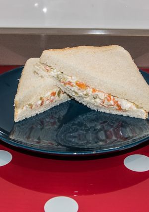 Una foto de Sándwich de surimi