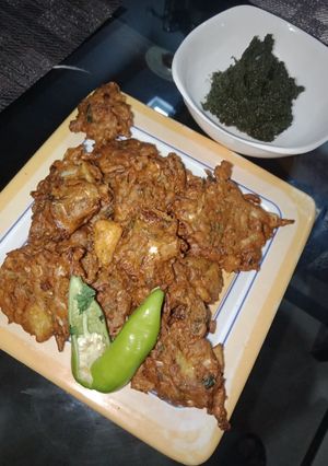 A picture of Crispy crunchy cabbage bites/pakory.