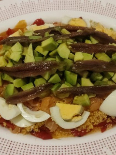 Una foto de Ensalada de cuscús y pimientos del piquillo