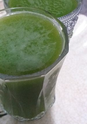 A picture of Green mocktail.