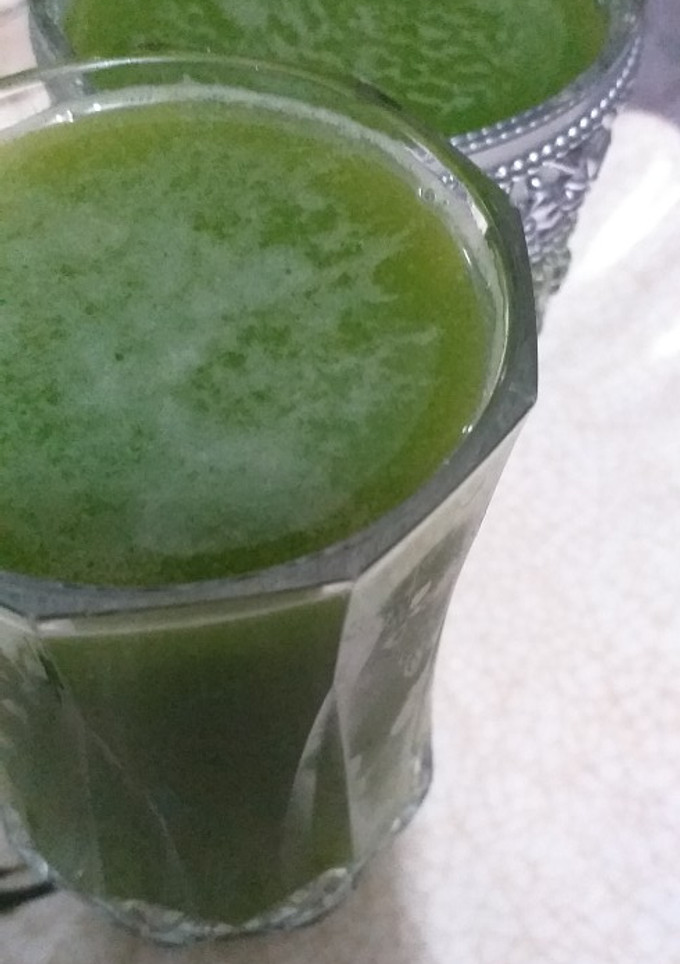 A picture of Green mocktail.