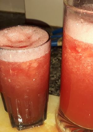 A picture of Watermelon juice.