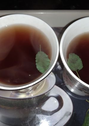 आयुर्वेदिक काढ़ा (ayurvedic kadha recipe in Hindi) रेसिपी मुख्य फोटो