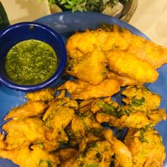 A picture of Palak Pakora.