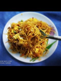 ডিম চাউমিন(dim chow mein recipe in Bengali) রেসিপির প্রধান ছবি