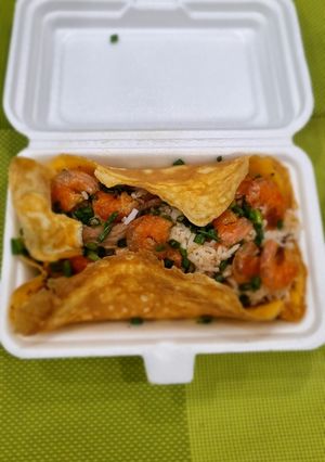 Hình của món Cơm Chiên Từ Tôm Rang Thịt còn thừa.