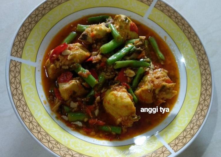 Resep Ayam Pedes Seledri yang Bisa Manjain Lidah