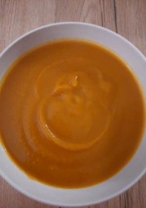Une photo de Velouté potimarron/carottes et marrons