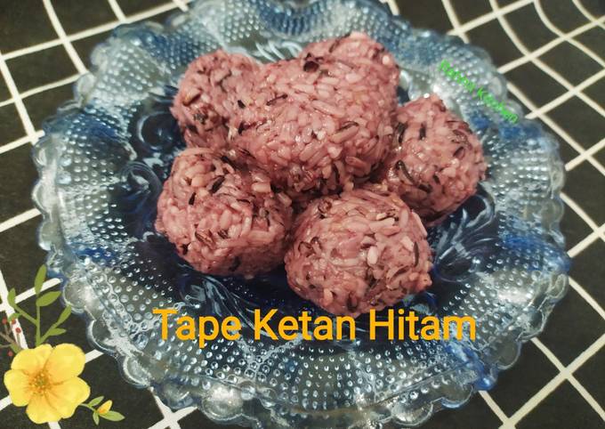 Tape Ketan Hitam