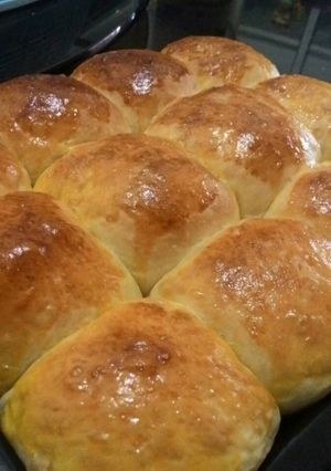 A picture of Super Fluffy Bread Rolls.