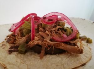 Una foto de Pulled pork cubano, en slow cooker