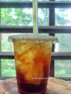 Foto resep Americano Honey 예르다 ☕️🍯