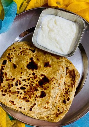 A picture of Masala paratha.