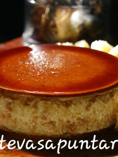 Una foto de Flan de piña 🍮🍍🍍🍍
