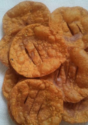 A picture of Masala Poori (Crispy Spicy bread).