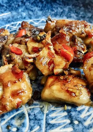 Hình của món Sườn non chiên mắm ngò.