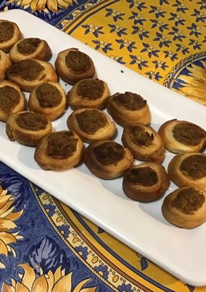 Une photo de Bouchées feuilletées apéritives aux sardines et épices indiennes