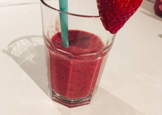 Very berry smoothie!