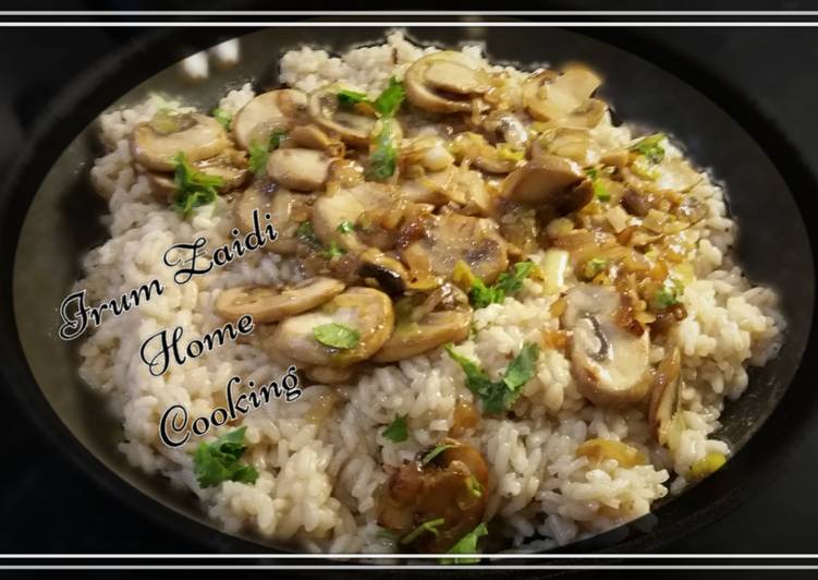 Simple Way to Make Favorite 🍛Risotto🍛  (Chicken &amp; Mushroom)