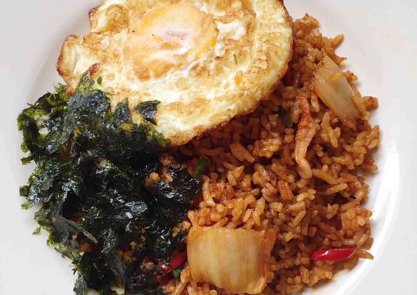 Kimchi Bokkeumbab (Nasi Goreng Kimchi)