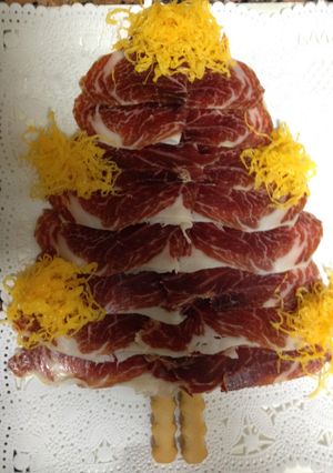 Foto principal de Abeto de Navidad de Jamón Ibérico y huevo hilado