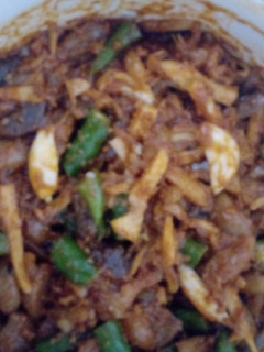 लहसुन अदरक हरी मिर्च का चटपटा अचार (lehsun adrak hari mirch ka chatpata achar recipe in Hindi) रेसिपी मुख्य फोटो