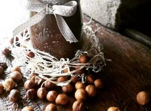 Foto di Crema di nocciole, solo 3 ingredienti.. facile, veloce, sana!